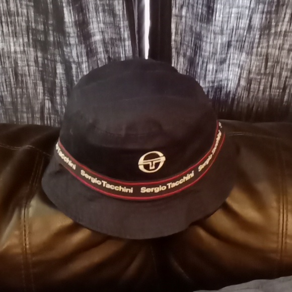 Sergio Tacchini Bucket Hat. N.w.t - Picture 1 of 9